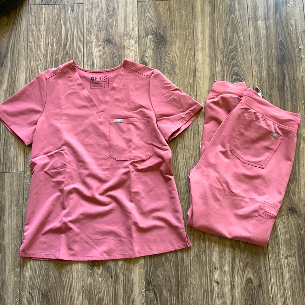 Figs scrub set